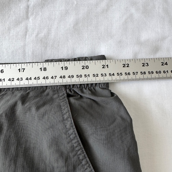 Columbia‎ Omni-Shade Men's 42 Nylon Cargo Shorts Gray Outdoor Performance Hiking - Picture 9 of 13